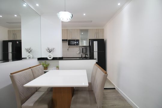Sala de apartamento à venda com 2 quartos, 51m² em Jardim Monte Alegre, Taboão da Serra