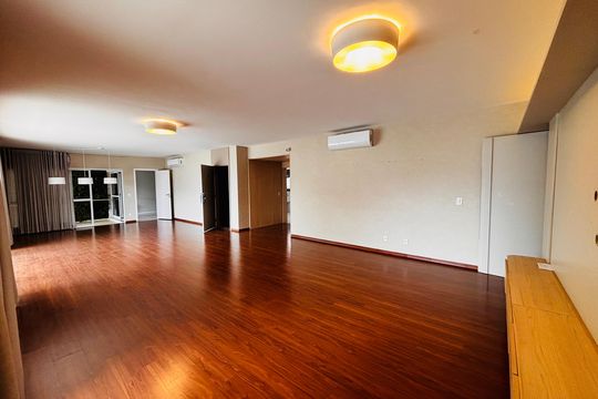 Sala de apartamento à venda com 4 quartos, 243m² em Alphaville Industrial, Barueri