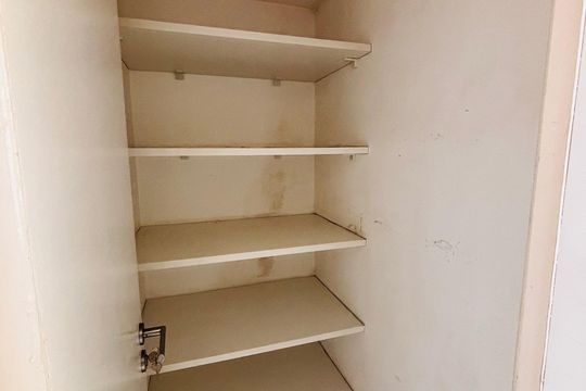 Despensa de apartamento à venda com 4 quartos, 243m² em Alphaville Industrial, Barueri