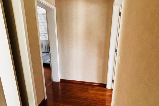 Corredor de apartamento à venda com 4 quartos, 243m² em Alphaville Industrial, Barueri