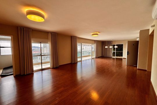 Apartamento à venda com 4 quartos, 243m² em Alphaville Industrial, Barueri