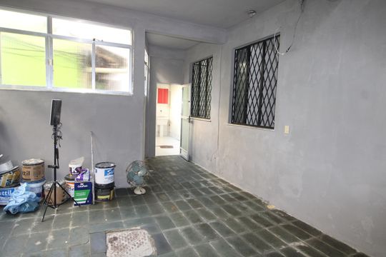 Varanda de casa para alugar com 2 quartos, 75m² em Osvaldo Cruz, Rio de Janeiro
