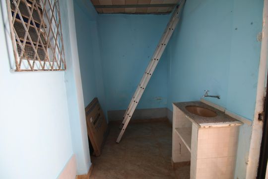 Varanda fundos de casa para alugar com 2 quartos, 76m² em Penha, Rio de Janeiro