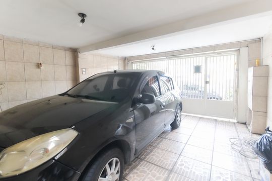 Garagem de casa à venda com 1 quarto, 175m² em Jardim das Carmelitas, São Paulo