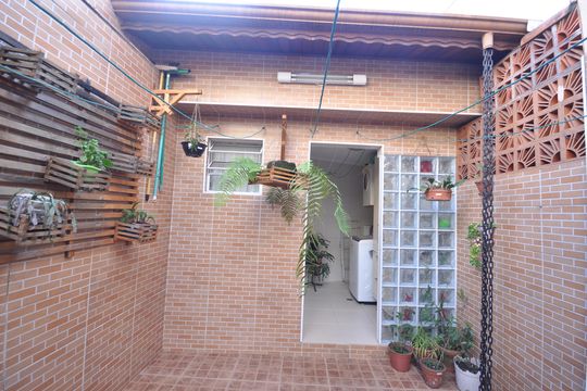 Quintal de casa à venda com 2 quartos, 101m² em Jardim Brasil (zona Norte), São Paulo