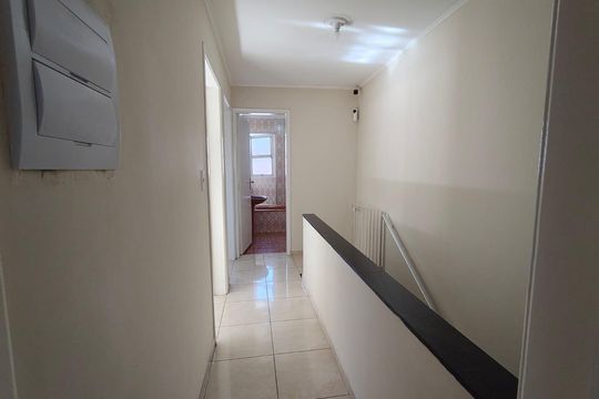 Casa à venda com 4 quartos, 155m² em Vila Brasilina, São Paulo
