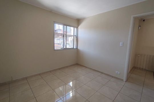 Casa à venda com 4 quartos, 155m² em Vila Brasilina, São Paulo