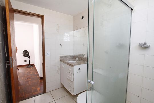 Banheiro Social de apartamento para alugar com 3 quartos, 69m² em Salgado Filho, Belo Horizonte