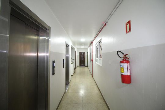 Área comum de apartamento à venda com 4 quartos, 95m² em Moinhos de Vento, Porto Alegre