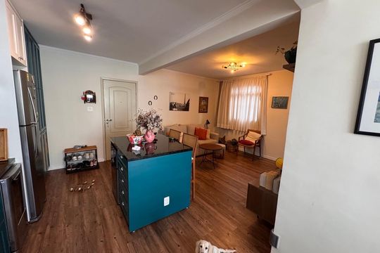 Cozinha de apartamento à venda com 2 quartos, 70m² em Pinheiros, São Paulo
