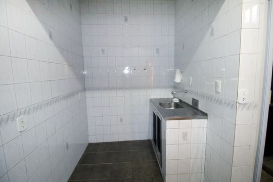 Cozinha de casa para alugar com 1 quarto, 40m² em Vicente de Carvalho, Rio de Janeiro