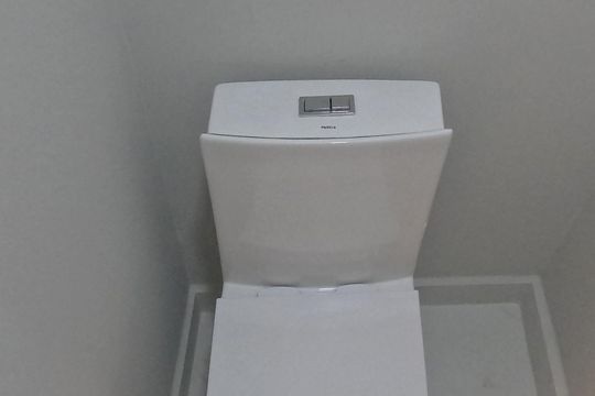Lavabo de apartamento para alugar com 1 quarto, 41m² em Marapé, Santos