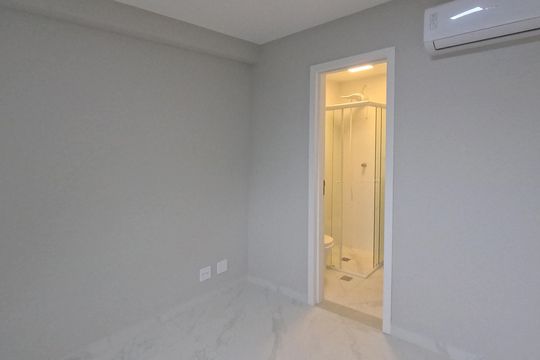 Quarto 1 de apartamento para alugar com 1 quarto, 41m² em Marapé, Santos