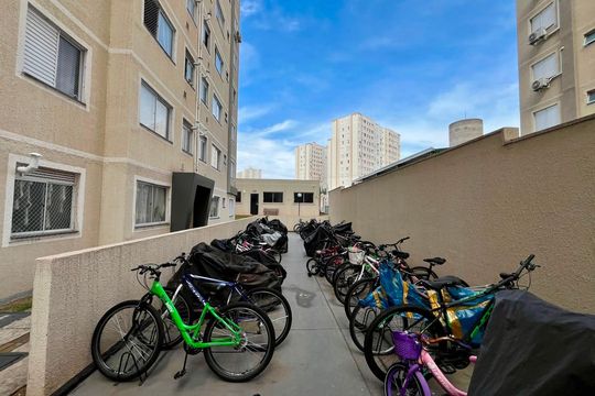 Área comum - Bicicletário de apartamento para alugar com 2 quartos, 43m² em Parque Industrial, Campinas