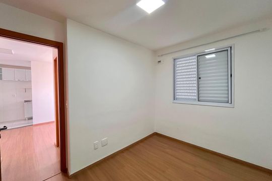 Quarto 1 de apartamento para alugar com 2 quartos, 43m² em Parque Industrial, Campinas