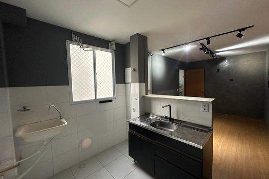 Cozinha de apartamento para alugar com 2 quartos, 39m² em Chácara Estela, Barueri