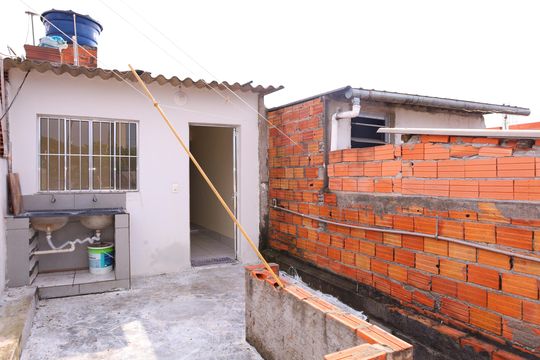 Quintal de casa para alugar com 1 quarto, 40m² em Conjunto Residencial José Bonifácio, São Paulo