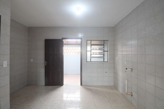 Cozinha de casa para alugar com 3 quartos, 150m² em Harmonia, Canoas