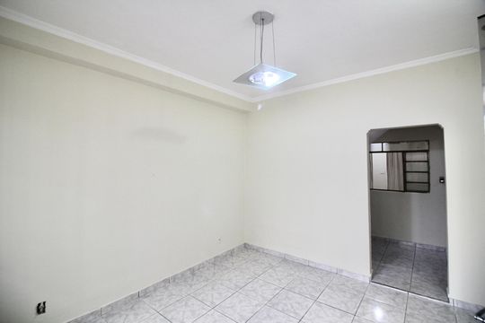 Sala de casa à venda com 4 quartos, 230m² em Cangaiba, São Paulo