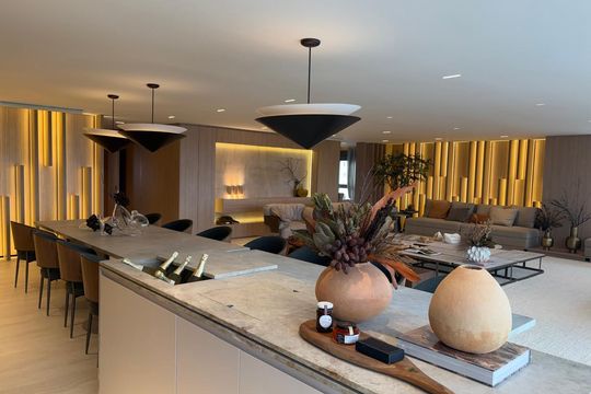 Cozinha de apartamento à venda com 4 quartos, 327m² em Alto de Pinheiros, São Paulo
