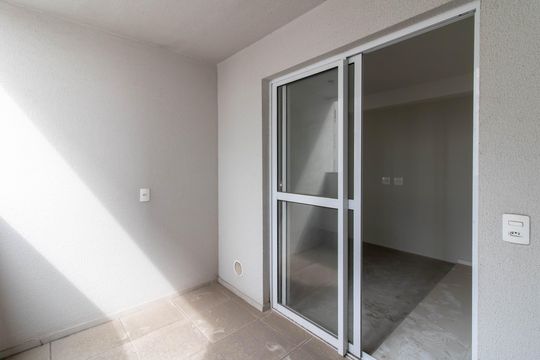 Varanda de apartamento à venda com 2 quartos, 43m² em Vila das Bandeiras, Guarulhos