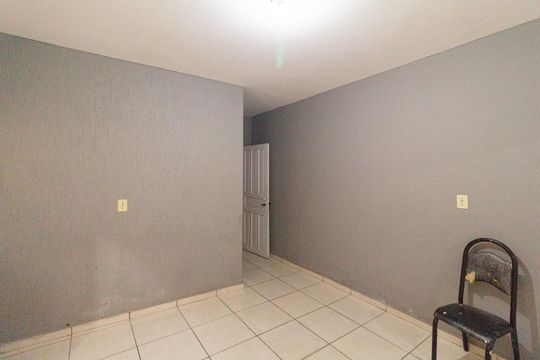 Casa para alugar com 1 quarto, 50m² em Helena Maria, Osasco