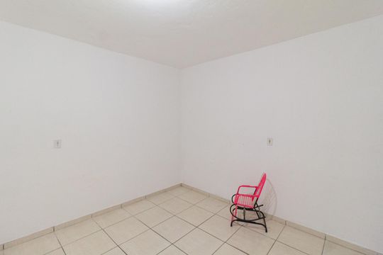 Casa para alugar com 1 quarto, 50m² em Helena Maria, Osasco