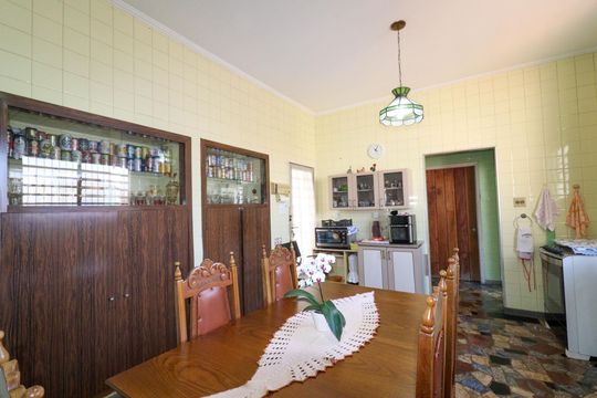 Casa à venda com 3 quartos, 195m² em Vila Rossi, Campinas