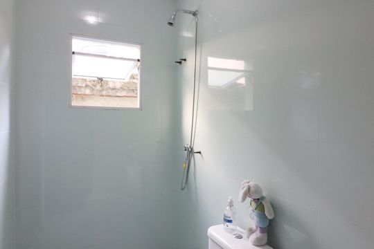 Banheiro Social de casa à venda com 2 quartos, 238m² em Ferrazópolis, São Bernardo do Campo