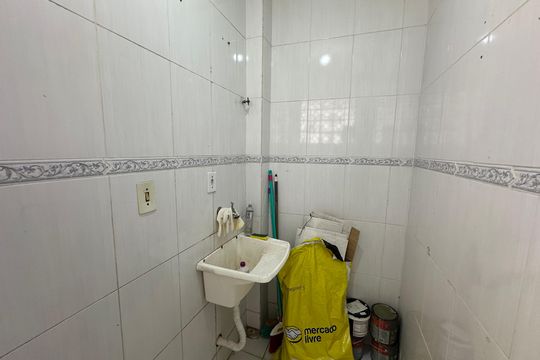 Área de Serviço de casa para alugar com 2 quartos, 72m² em Parque Sao Vicente, São Vicente