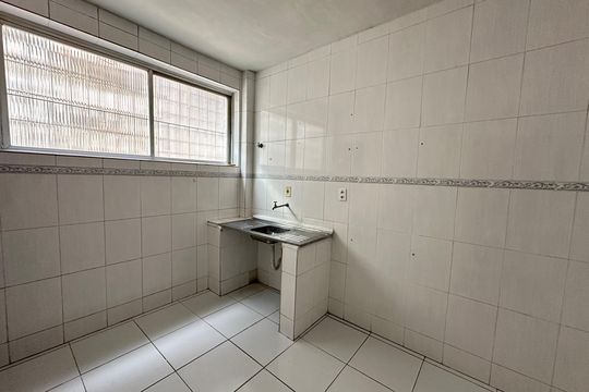 Cozinha de casa para alugar com 2 quartos, 72m² em Parque Sao Vicente, São Vicente