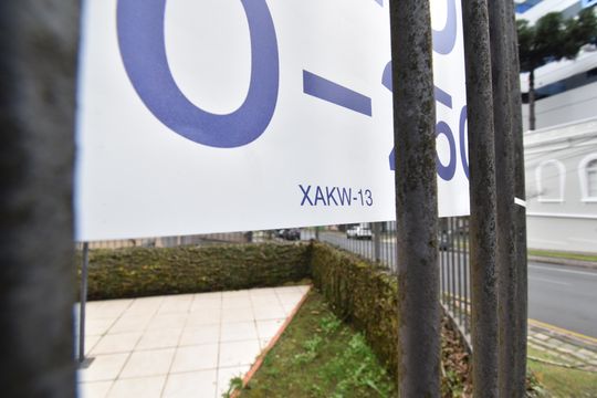 Código de apartamento à venda com 2 quartos, 80m² em Centro, Curitiba