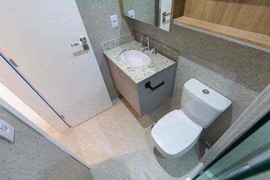 Banheiro 2 de apartamento para alugar com 2 quartos, 64m² em Vila Azevedo, São Paulo