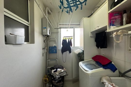 Área de Serviço de apartamento à venda com 3 quartos, 80m² em Jardim Tupanci, Barueri