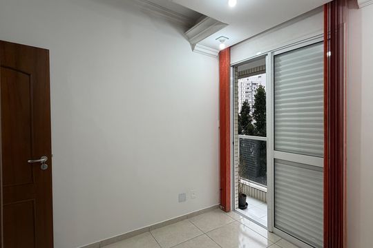 Quarto  de apartamento para alugar com 2 quartos, 75m² em Gonzaga, Santos