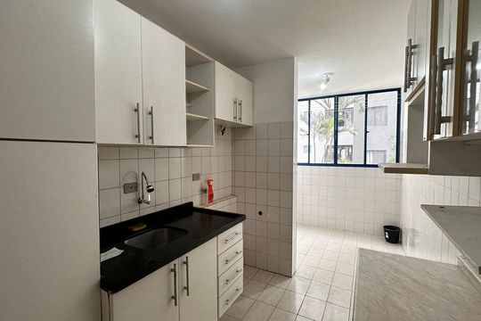 Apartamento para alugar com 3 quartos, 62m² em Jardim Neide, São Paulo