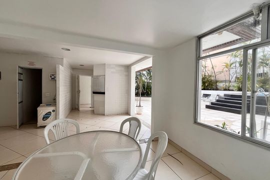 Área comum - Piscina de apartamento para alugar com 1 quarto, 55m² em Copacabana, Rio de Janeiro