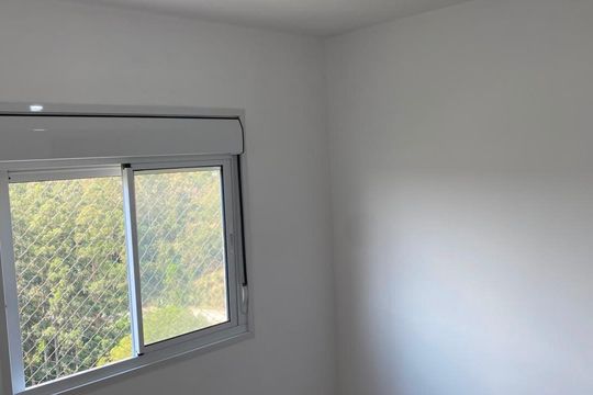 Quarto de apartamento para alugar com 2 quartos, 37m² em Jardim Adelfiore, São Paulo