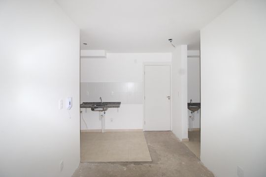 Sala de apartamento à venda com 2 quartos, 38m² em Vila Carmosina, São Paulo