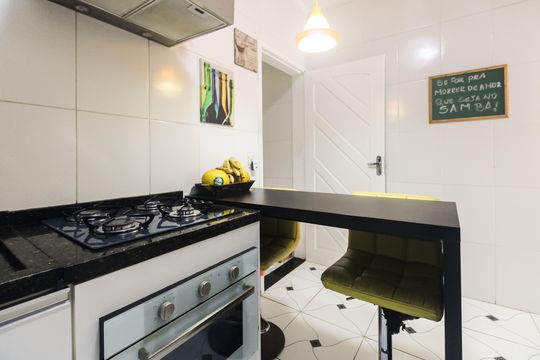 Cozinha  de casa de condomínio à venda com 2 quartos, 63m² em Vila Granada, São Paulo