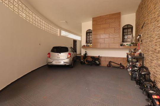 Garagem de casa para alugar com 4 quartos, 215m² em Jardim Las Vegas, Santo André