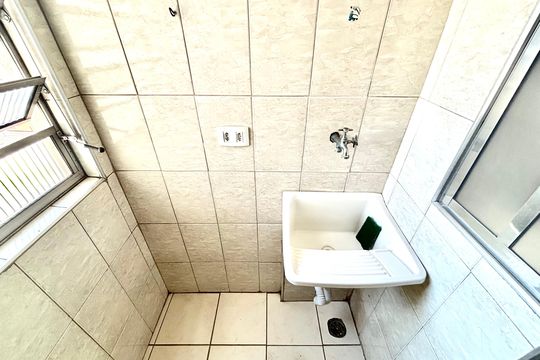 Área de Serviço de apartamento para alugar com 2 quartos, 58m² em Parque Cisper, São Paulo