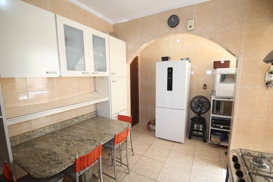 Cozinha de apartamento à venda com 3 quartos, 114m² em Bairro da Glória, Contagem