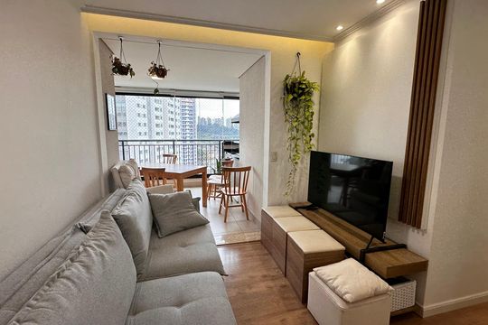 Apartamento à venda com 2 quartos, 68m² em Santo Amaro, São Paulo