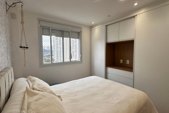 Apartamento à venda com 2 quartos, 68m² em Santo Amaro, São Paulo