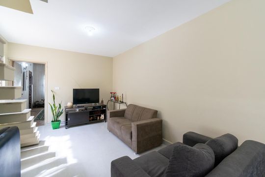 Casa à venda com 3 quartos, 144m² em Vila Santa Catarina, São Paulo