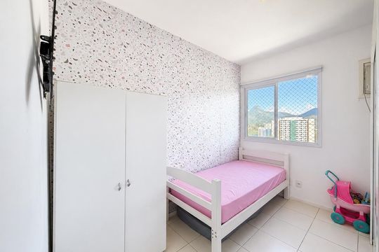 Quarto de apartamento à venda com 2 quartos, 60m² em Jacarepaguá, Rio de Janeiro