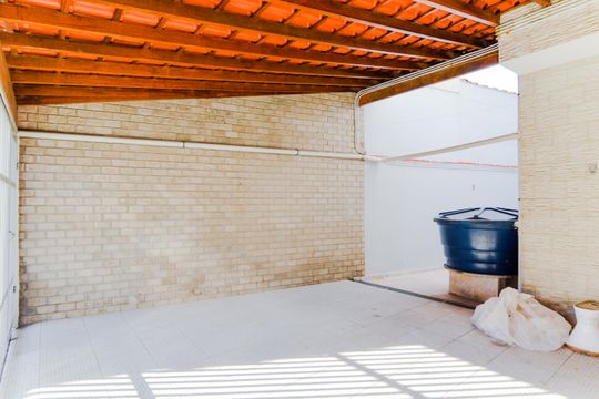 Garagem  de casa para alugar com 1 quarto, 60m² em Jardim Testae, Guarulhos