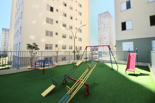 Área comum - Playground de apartamento para alugar com 2 quartos, 49m² em Jardim Lourdes, Ferraz de Vasconcelos