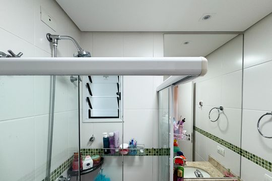 Banheiro Social de apartamento à venda com 3 quartos, 91m² em Vila Dayse, São Bernardo do Campo